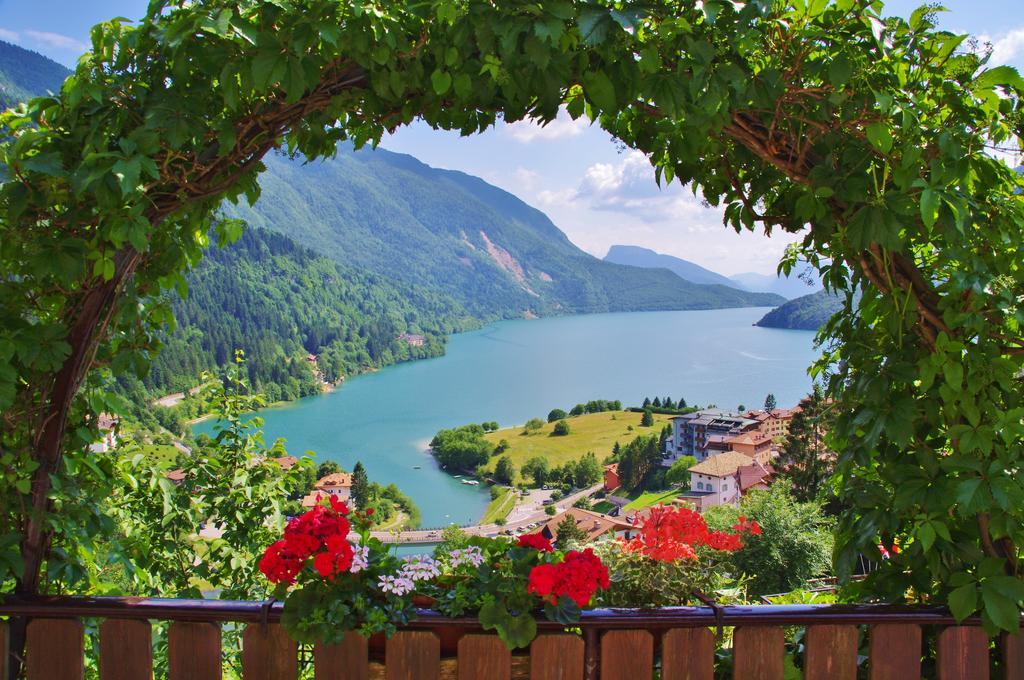 Hotel Aurora Molveno Esterno foto