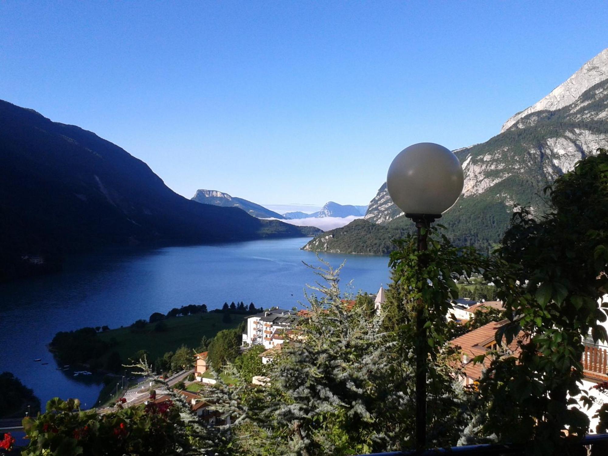 Hotel Aurora Molveno Esterno foto
