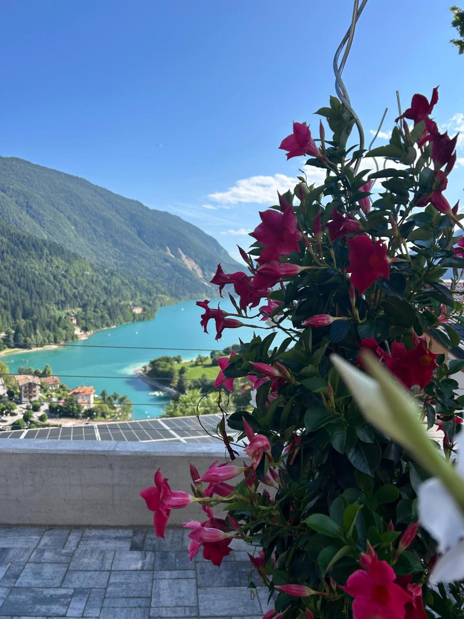 Hotel Aurora Molveno Esterno foto