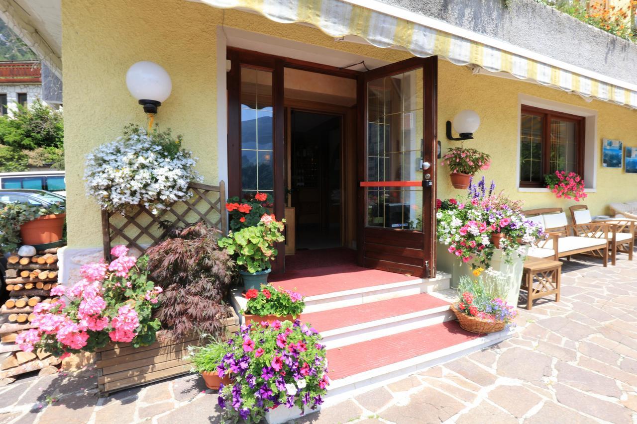 Hotel Aurora Molveno Esterno foto
