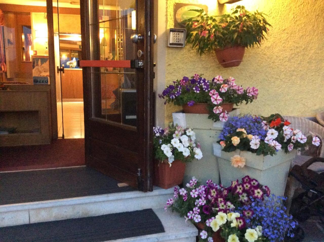 Hotel Aurora Molveno Esterno foto